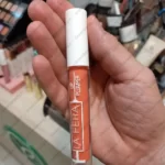 رژلب حجم دهنده لافرا شماره 05